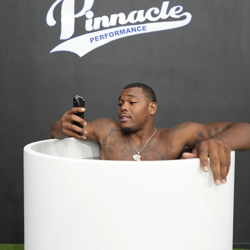 Pro Curve Cold Plunge
