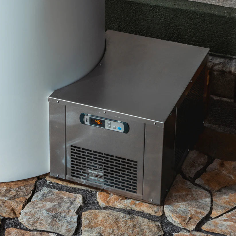 Pro Curve Cold Plunge